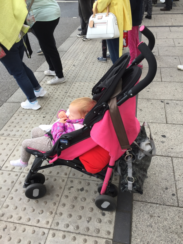 Picture - Chicco Echo pushchair stroller