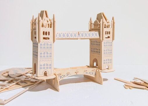 Picture of Tower Bridge wooden construction kit