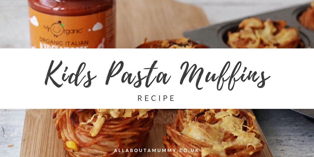 Picture of kids pasta muffins with blog posts title 'Kids Pasta Muffins Recipe' across