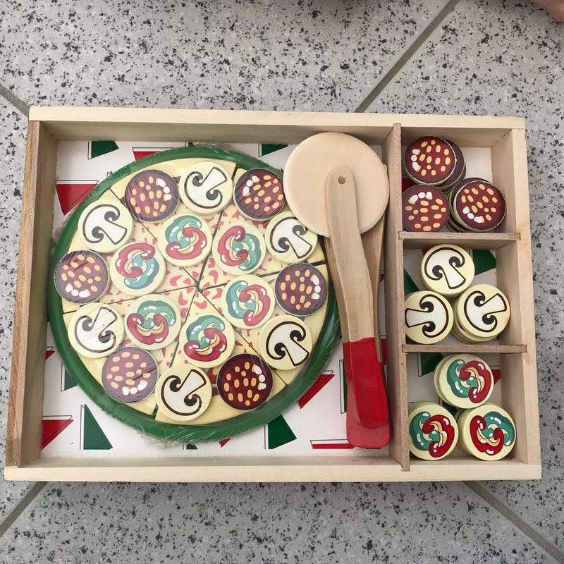 Picture of Melissa and Doug Wooden Pizza Toy